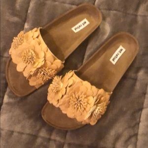 Not Rated Floral Slides